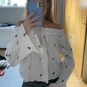 Zara blus - Gullig blus från Zara. 
