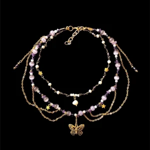 Handgjort halsband  - Super gulligt halsband med äkta ametist och sötvattenpärlor. Halsbandet är justerbart och det är fri frakt!