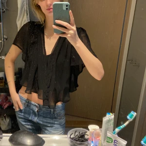 Mesh kofta - Mesh topp från vila, storlek L men passar nog alla under det med, oanvänd med lapp kvar, nypris 299kr