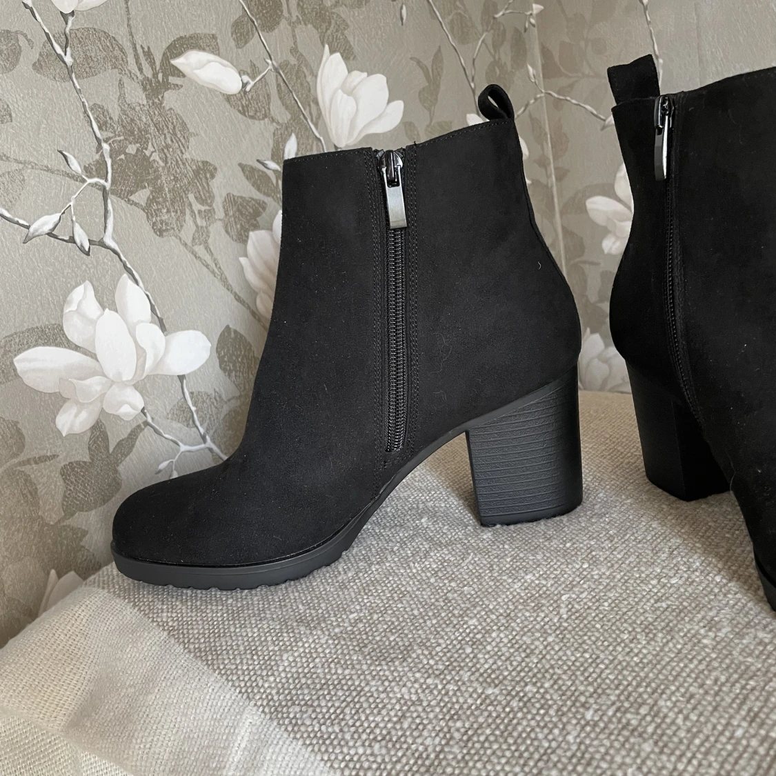 Oanvända damskor - 90