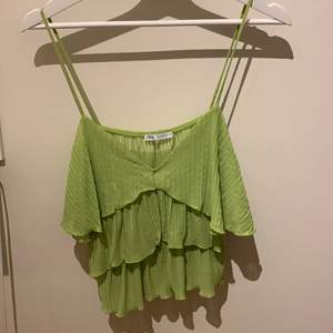 Grönt linne från Zara, oanvänd:)