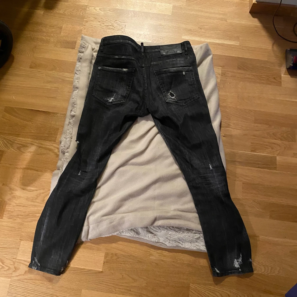 Dsquared2 Skater Jeans - 90