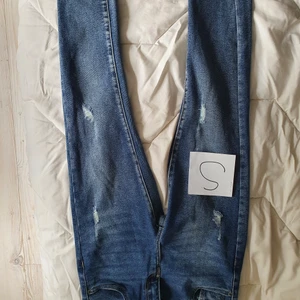 Jeans s - Alla 3 för 200 kr