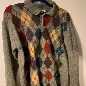 Stickad tröja - Fin stickad tröja i bra skick