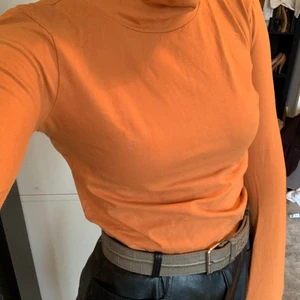 Orange tröja - Orange superskön tröja i bomulls trikå 🧡