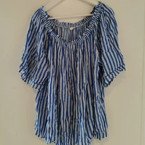 Blus - Blus från lindex 