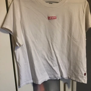 T-shirt levis - T-shirt levis