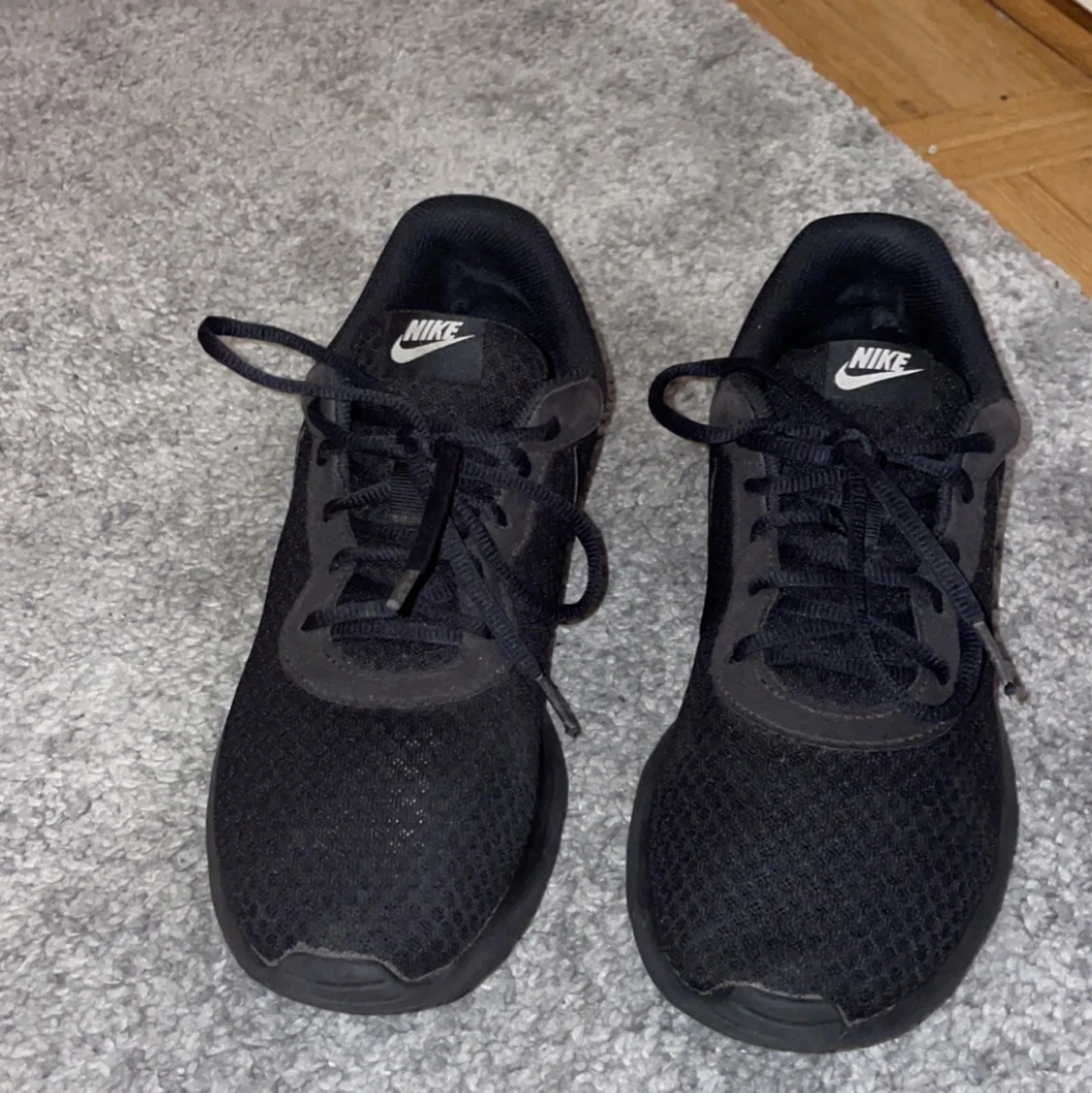 nike skor strl 42 - 90