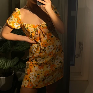 Klänning - Jättesöt sommarklänning, bara använd en gång