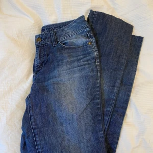Low Waits vintage jeans - Vintage jeans från Esprit😍 säljer då dim tyvärr är lite små på mig😩🙏🏼