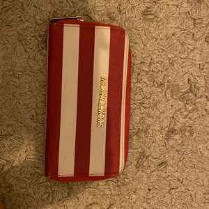 Mk - En mk plånbok. Äkta 