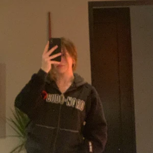 Budo nord tröja strl: small (oversized) - Varm tröja med nyckel fick inuti samt dubbel fodrad. Inte använd så många gånger då jag köpte fel storlek.