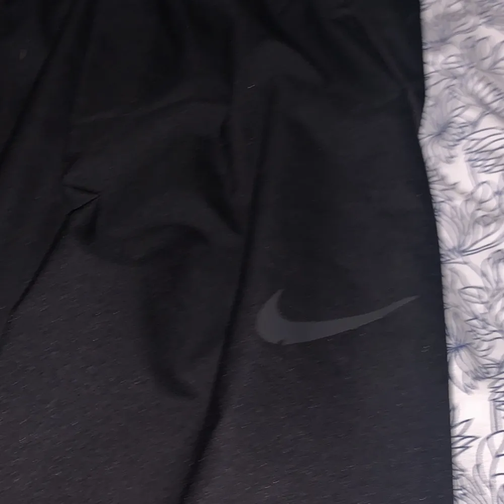 Svarta Nike byxor  Häftiga och sköna Man storlek (S). Jeans & Byxor.