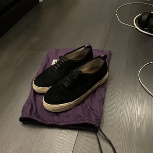 Eytys skor - Ett år schysta Eytys skor! 8/10! 