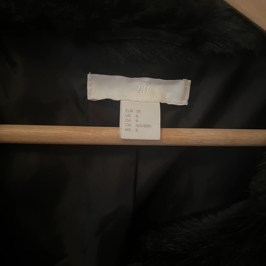 H&M forest green faux fur jacket - 90