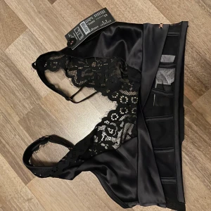 Hunkemöller bh - Storlek xs  Helt ny aldrig använd 
