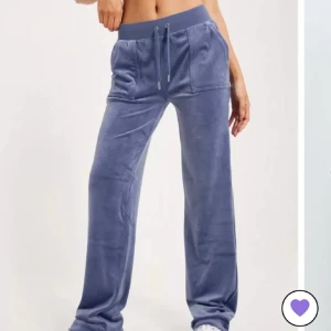 Juciy counture  - Hej! Söker ett sett i grey/blue, inte över 800 helst. I kofta S eller M, och byxor i M