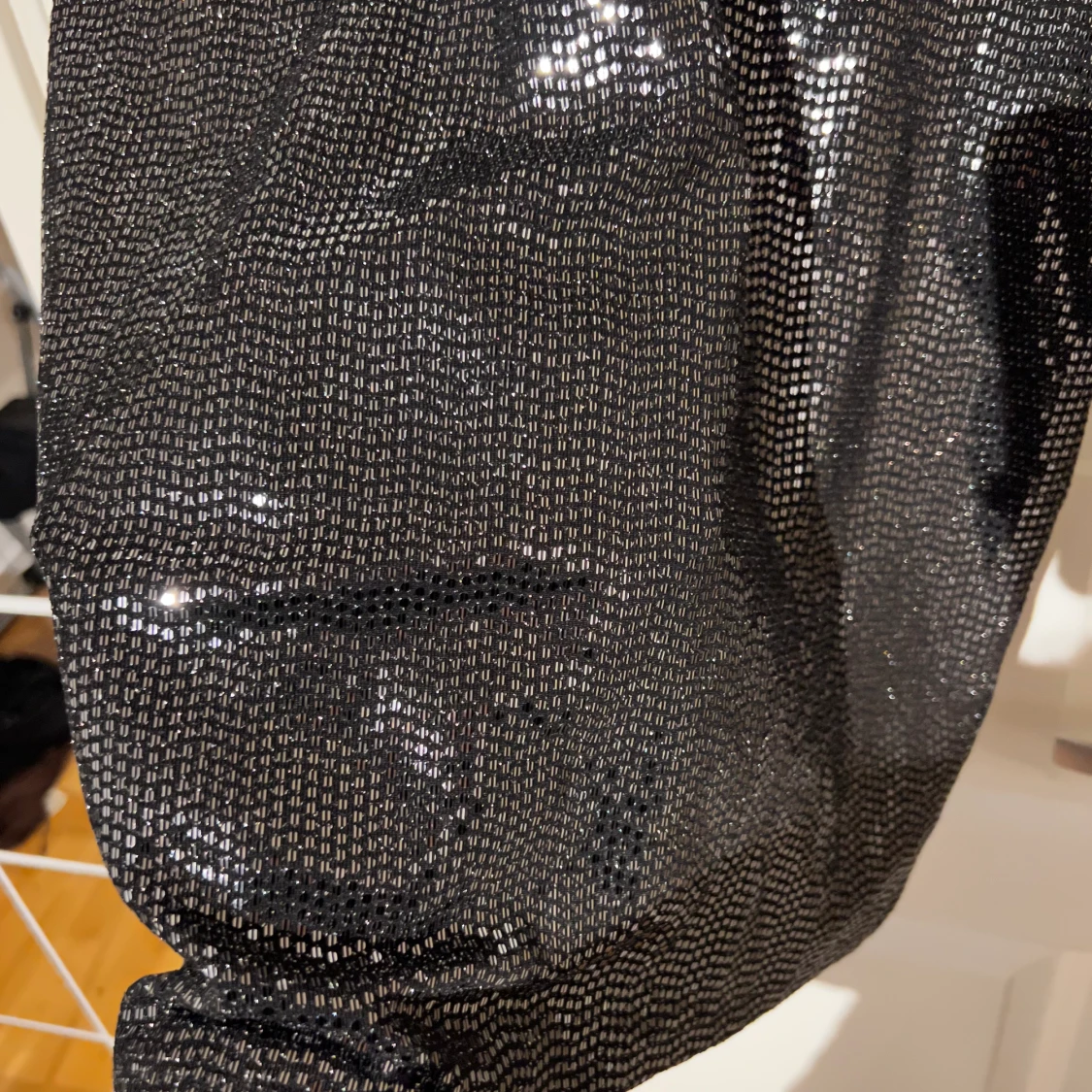 Glittrig klänning  - 91