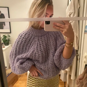 Stickad tröja  - Stickad tröja från Gina som inte kommer till användning. Använd fåtal gånger. 