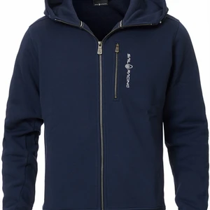 Sail racing kofta - Sail racing kofta bara äkta söker!!! Spelar ingen roll vilken färg på men jag tar byte mot den skriv privat så kan jag säga bra erbjudanden.