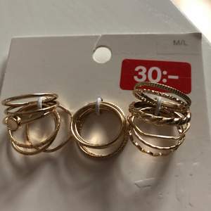 Säljer dessa oanvända ringar från hm, då dom är lite för stora för mina fingrar 💓💓 (frakt ingår i priset)