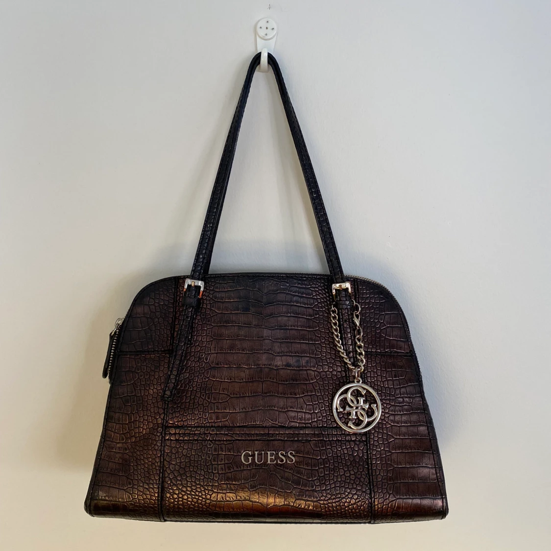 Väska guess brown - 90