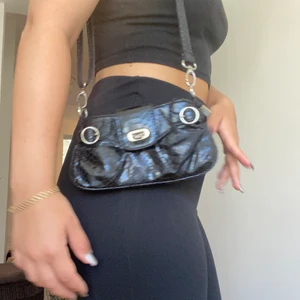 Crossbodybag - Crossbodybag köpt secondhand