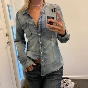 Jeans overshirt/skjorta💕 - Så snygg jeans skjorta/overshirt 😍💕