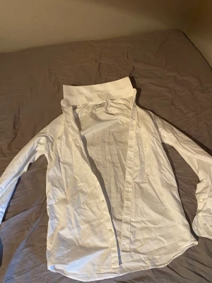 Jack&Jones shorta - Shorta från Jack&Jones Premium   Den är andvänd typ 3 gånger  Slim i modellen  XS i storleken 