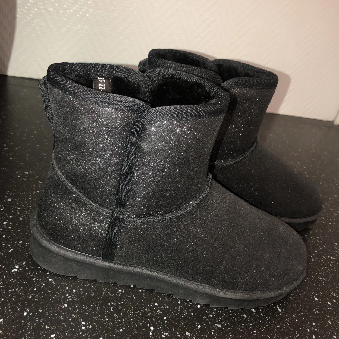 Svarta Glittriga uggs  