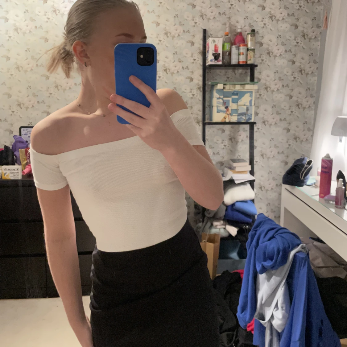 Vit tröja oanvänd  - 26