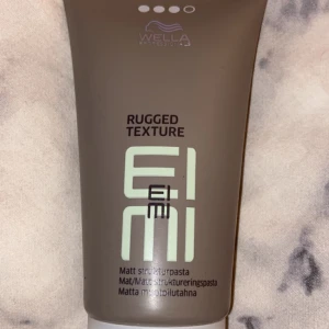 Wella rugged texture - Helt ny wella rugged texture matt strukturpasta 75ml. Nypris 156kr. Frakt 45kr