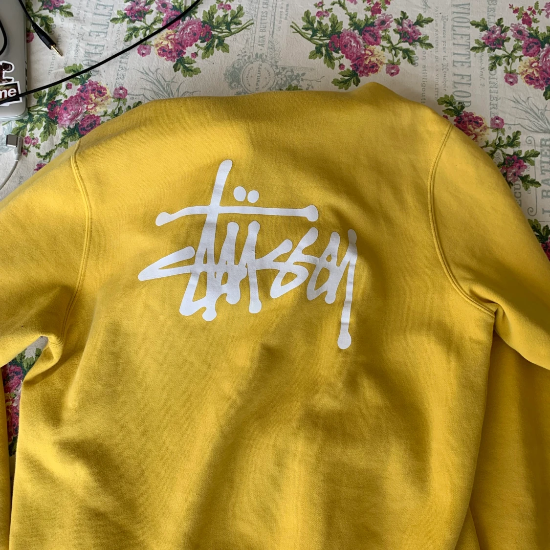 stüssy hoodie. size L (passar som XL) - 90