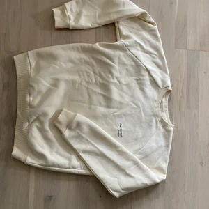 C’est normaltröja - Helt ny  Herr  färg:cream 
