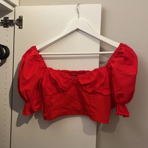 Ny topp  - Jätte söt men inte min stil :)