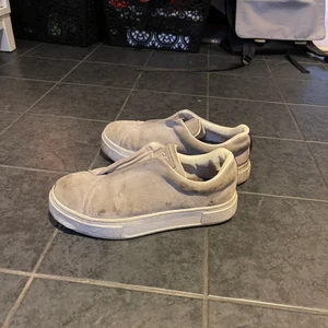 Eytys - Använder aldrig dessa längre, väl använda 