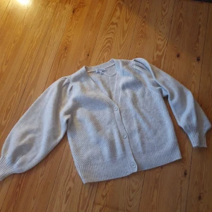 Kofta - Beige kofta i nyskick