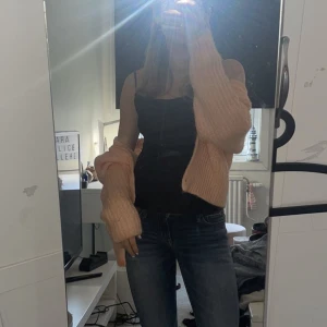 Orange stickad kofta - Så fin ornage stickad kofta