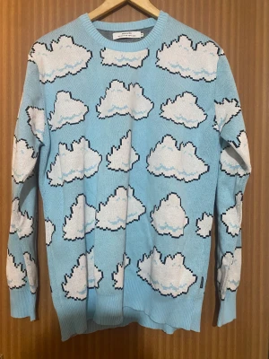 Tröja (Nintendo) - Jätte skönt tröja, med Nintendo tema 😍 storlek M