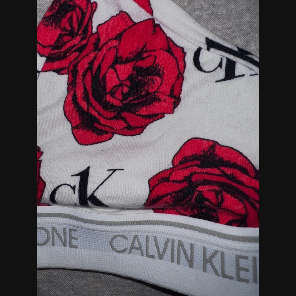 Calvin Klein BH ny - 90
