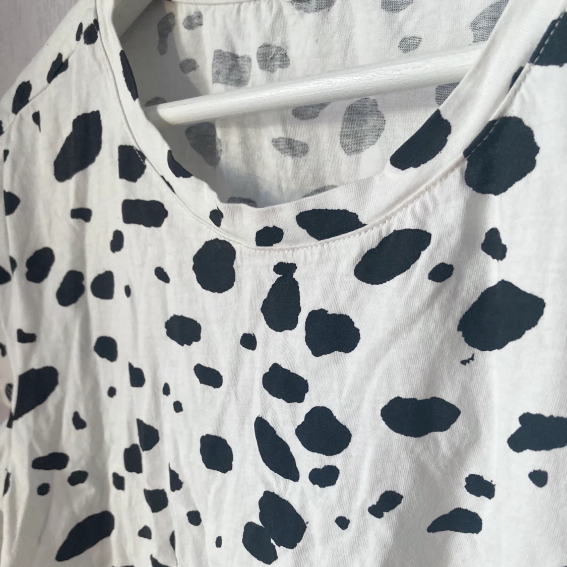 Kort prickig topp - 90