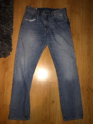 Levis 551Z jeans  - Levis 551Z, ljusblå W31 L32, bra skick