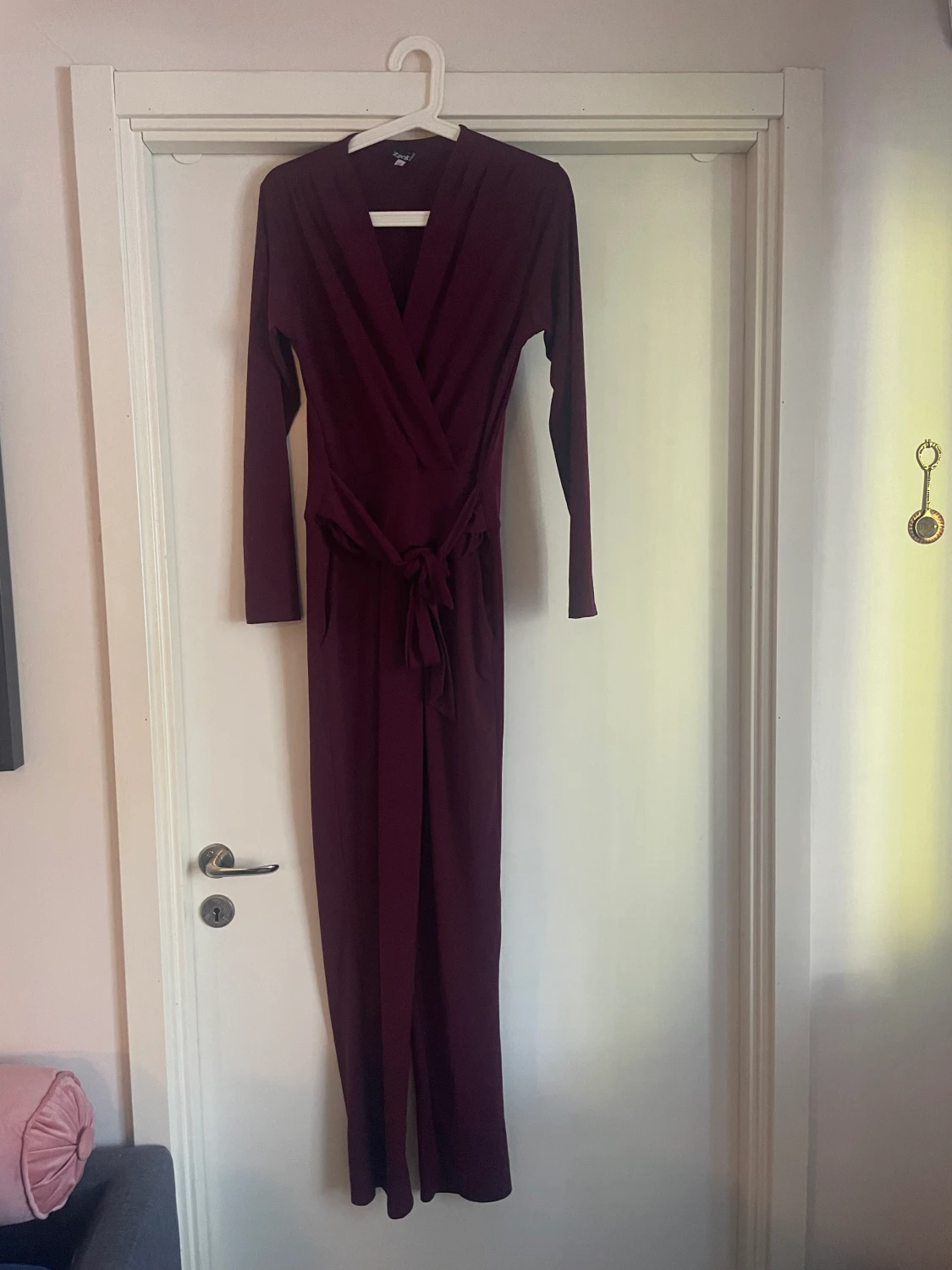 Röd byxdress, stretchig