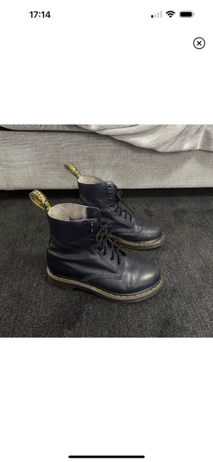 Dr.martens  - Säljer dessa kängor