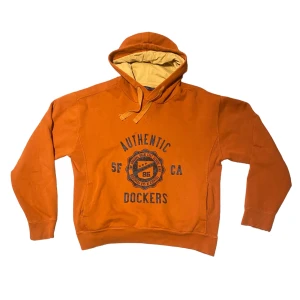 Vintage hoodie✨ - Retro hoodie köpt här på plick men den har bara inte kommit till användning senaste😊 ascool ✨✨