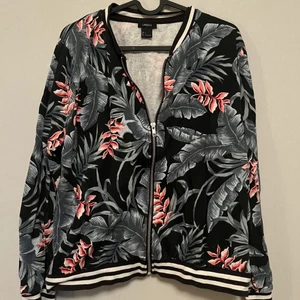 Jacka/kofta - Innejacka/tröja.