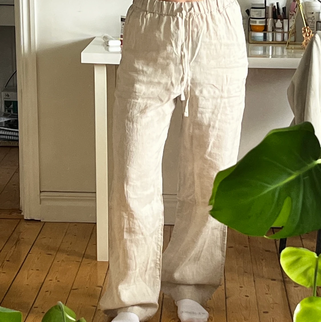 Linnebyxor beige small ARKET