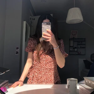 Klänning - Only, storlek 36. kontakta för mer info!