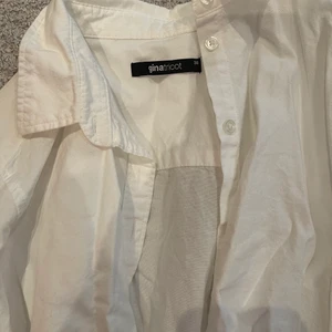 ❗️Linneskjorta från Ginatricot❗️ - 💕Säljer skjortan då den inte passar längre. Skjortan är i storlek 38💕