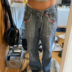 Baggy jeans - As balla baggy jeans har använt ganska många gånger men annars bra skick! Ganska stora om man inte har bälte är 157